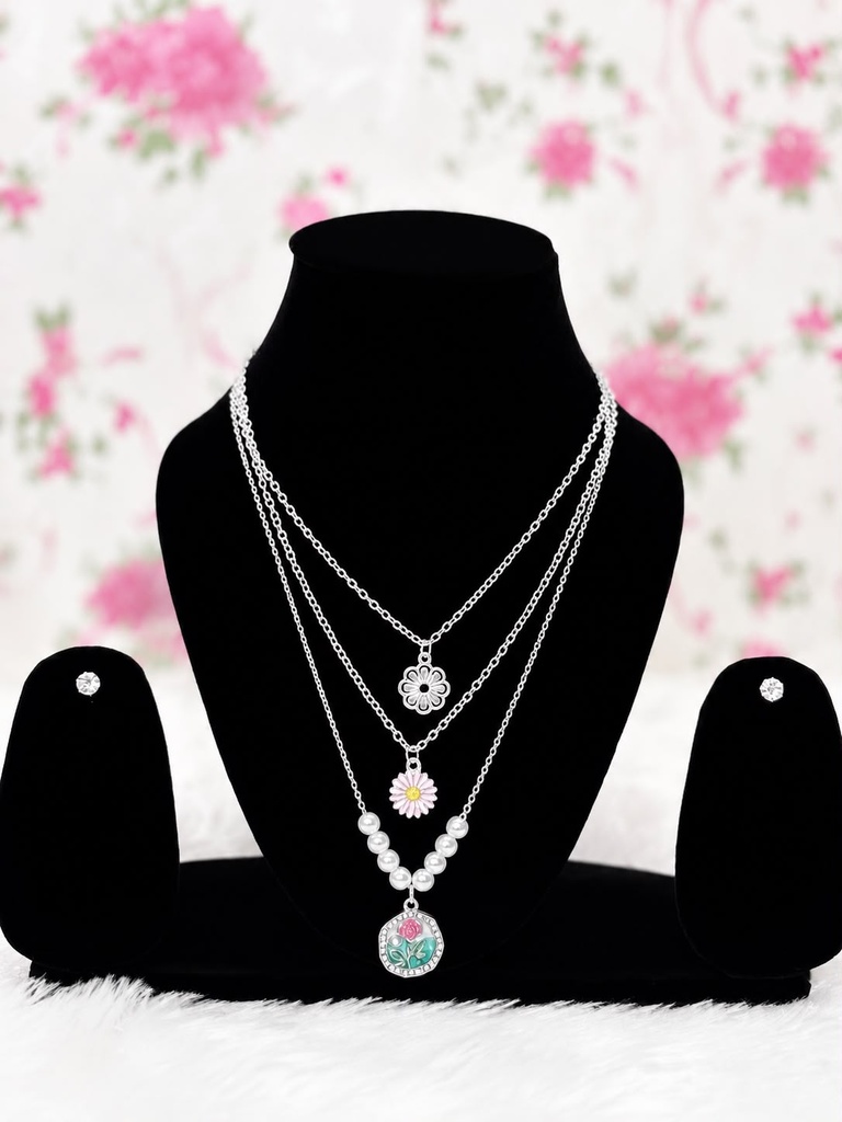 Blossom Pearl Trio Neck